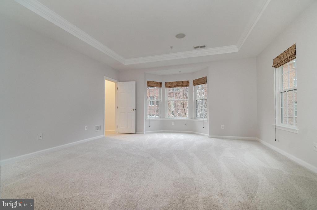 15167 Leicestershire St