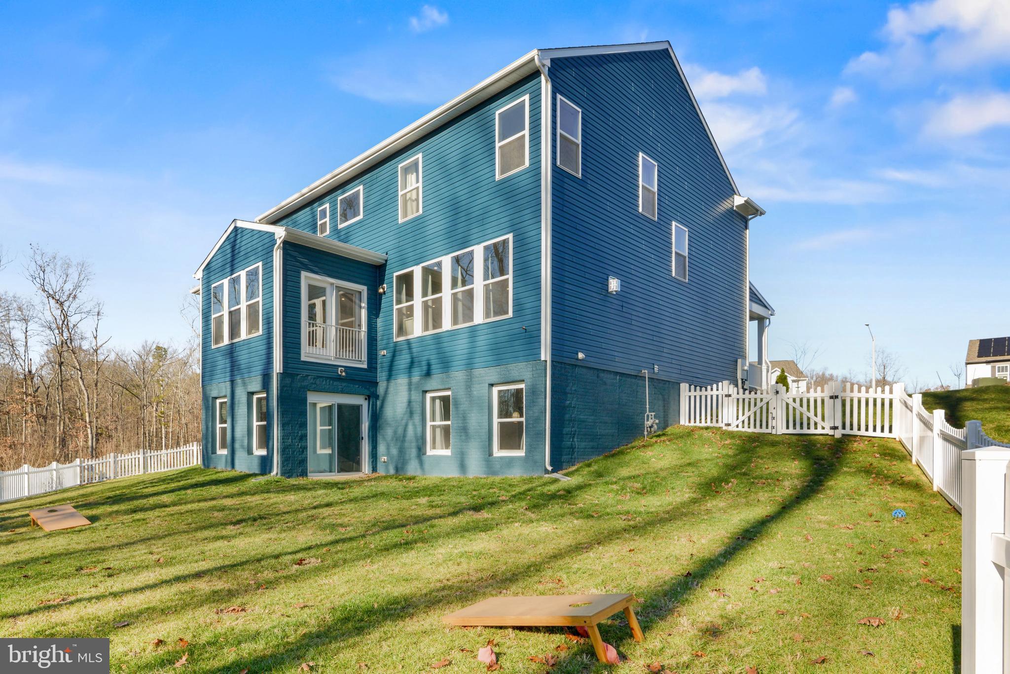 7233 HUNTER HOLLOW CT