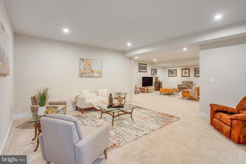 1544 Sandpiper Bay Loop