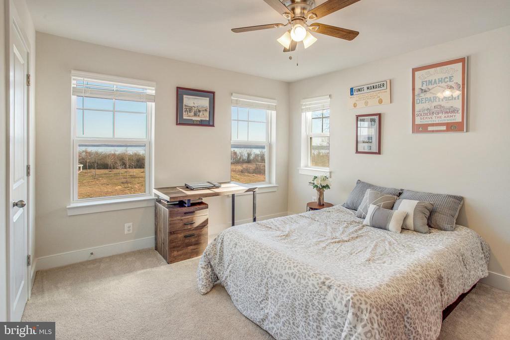 1544 Sandpiper Bay Loop