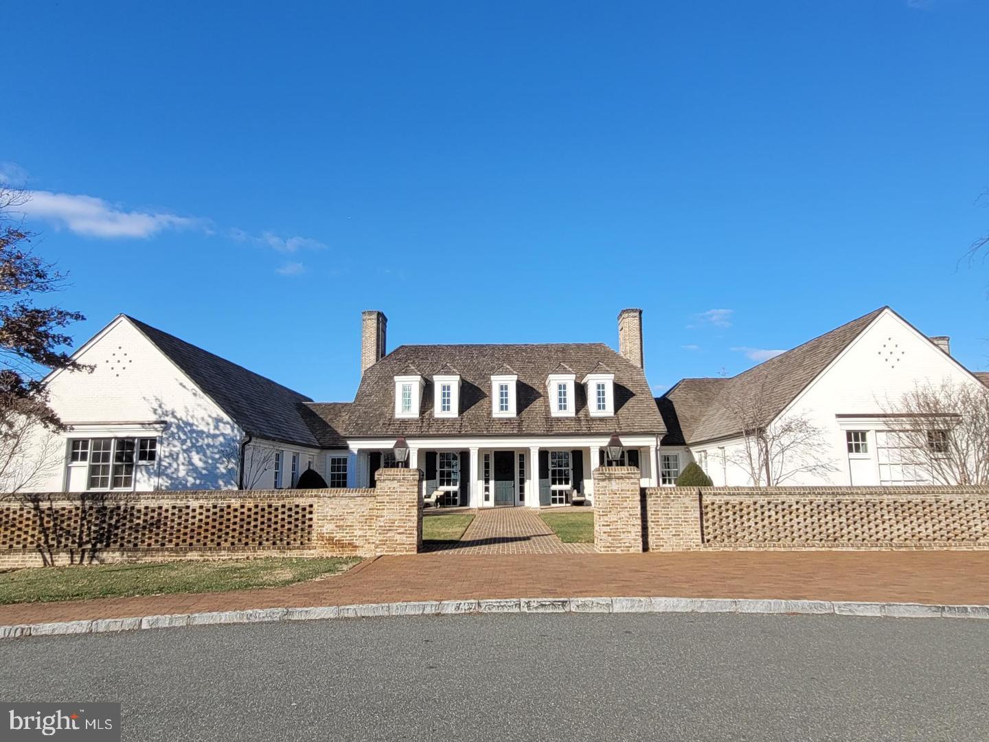 1544 Sandpiper Bay Loop