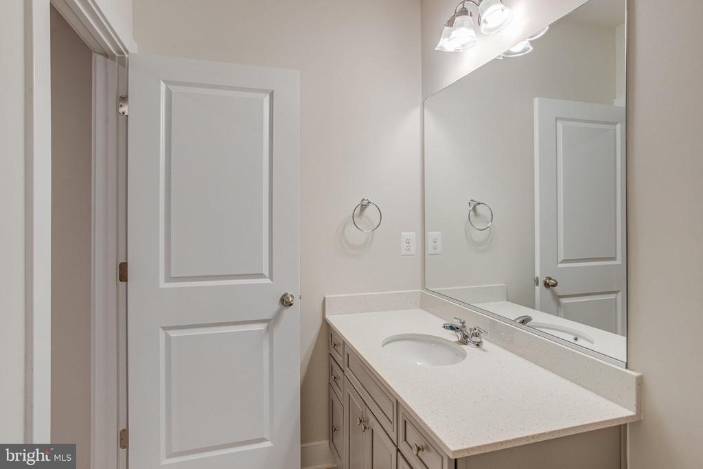 1544 Sandpiper Bay Loop