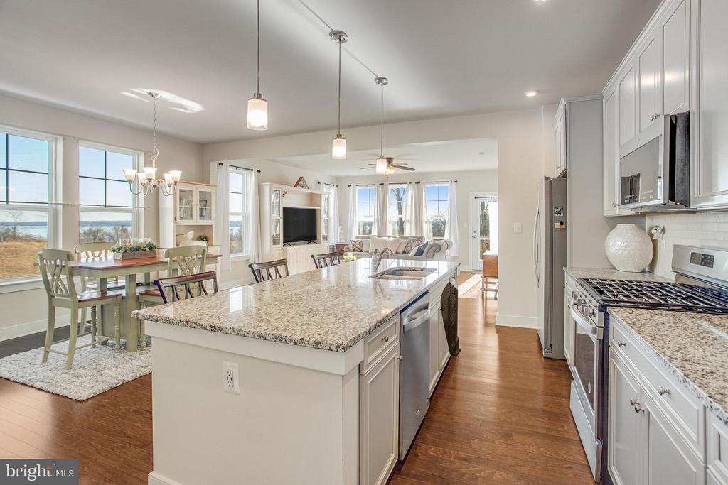 1544 Sandpiper Bay Loop