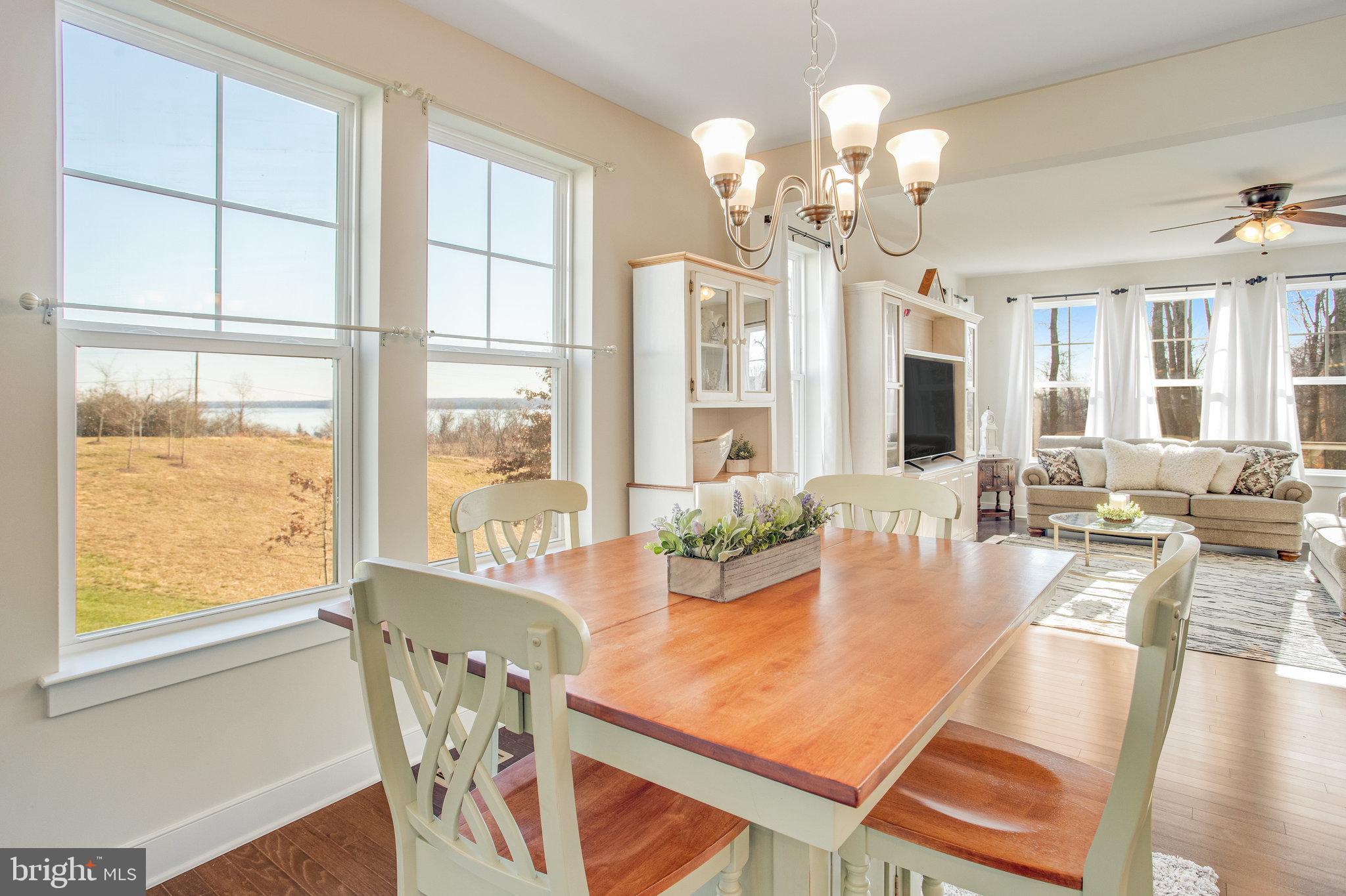 1544 Sandpiper Bay Loop