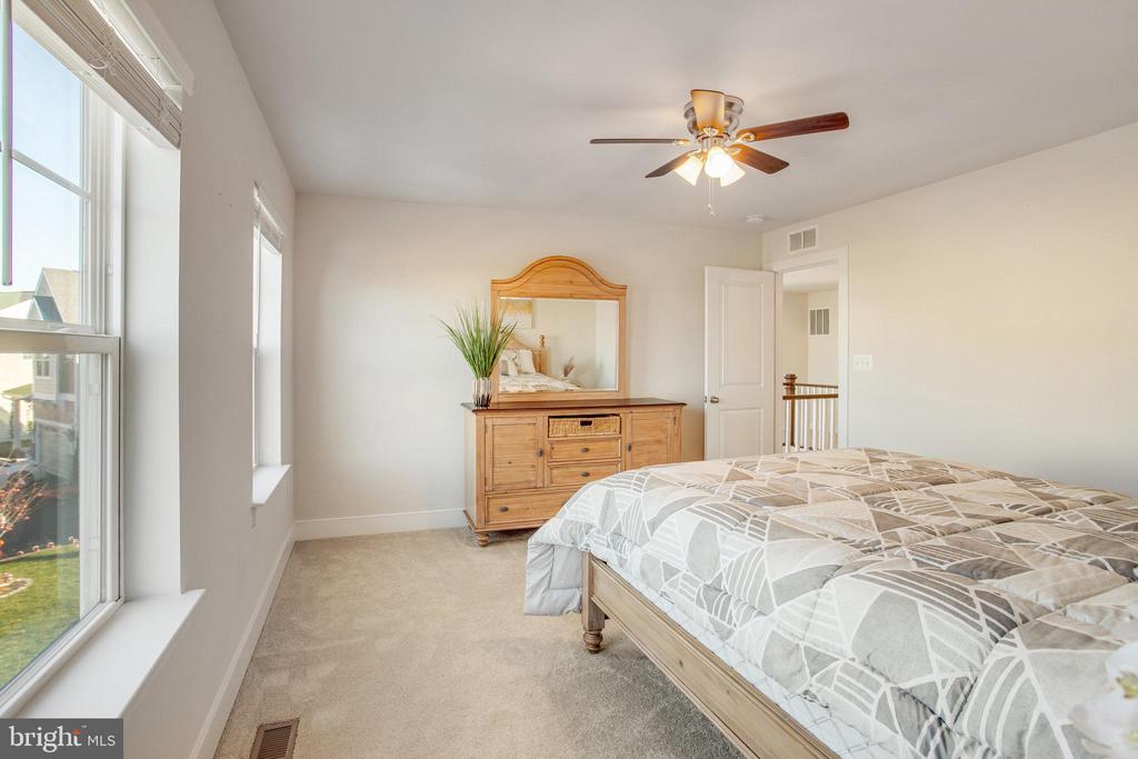 1544 Sandpiper Bay Loop
