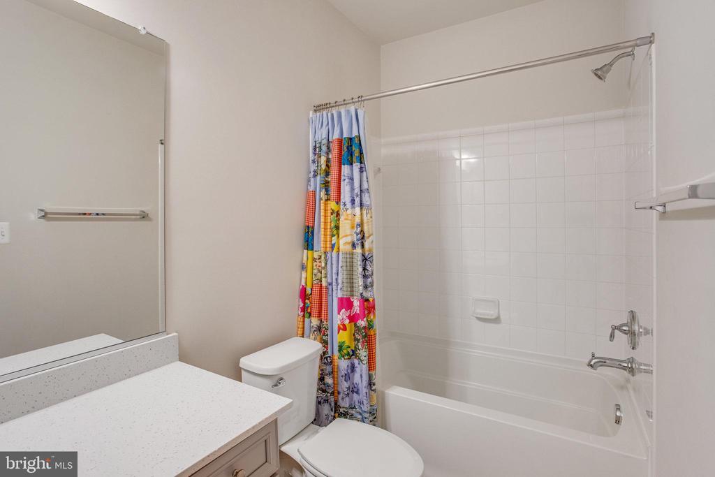 1544 Sandpiper Bay Loop