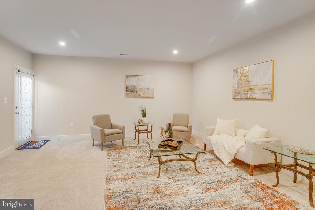1544 Sandpiper Bay Loop