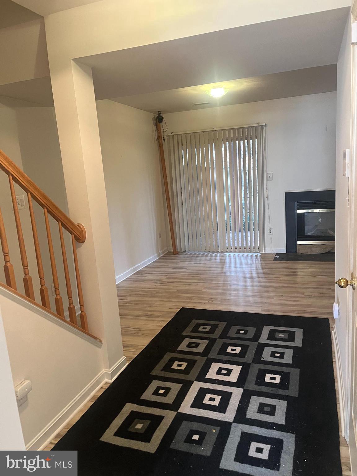 8868 MOAT CROSSING PLACE