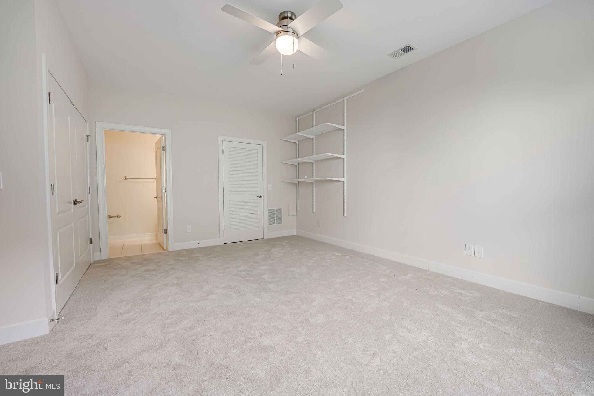 606 Marina Landing Ln
