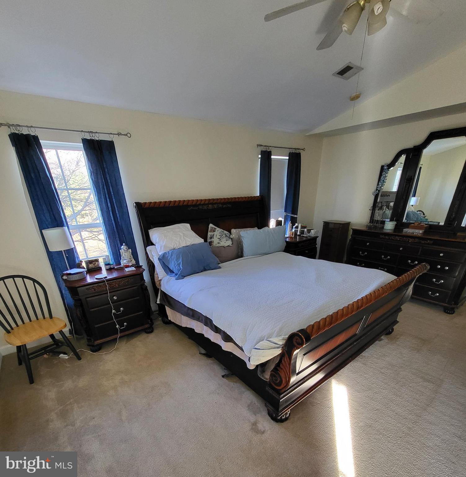 5489 Quaint Dr