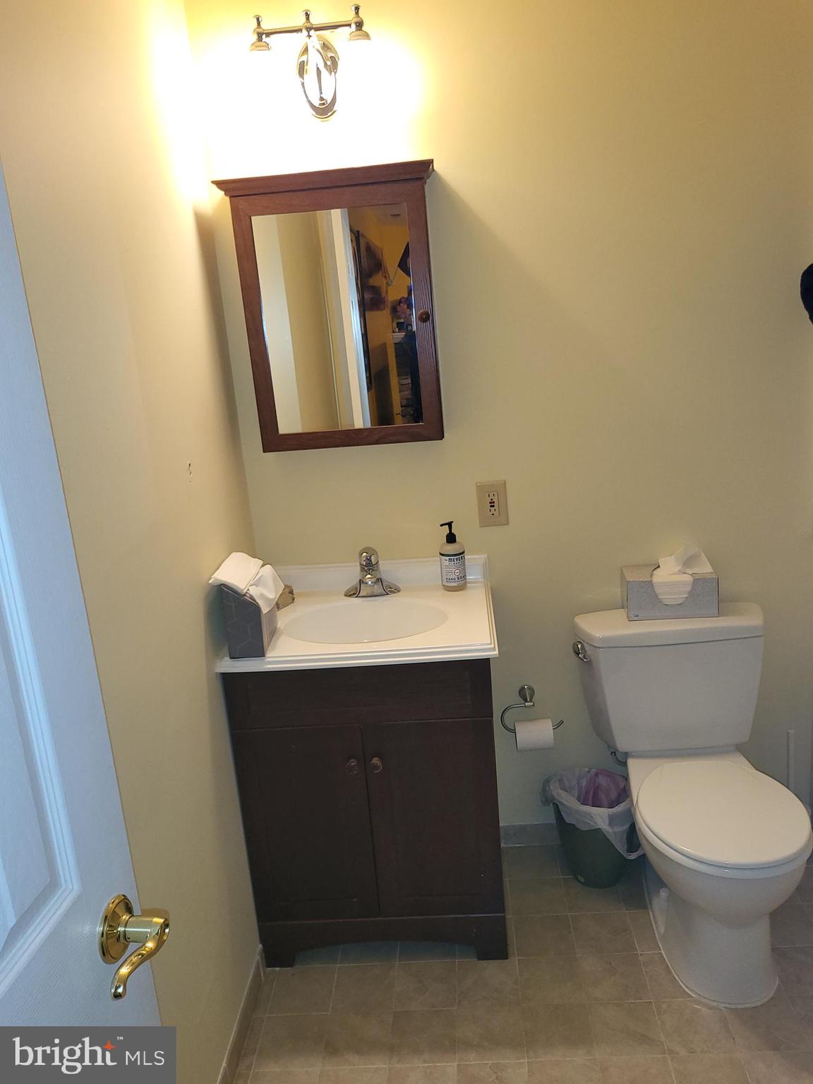 5489 Quaint Dr