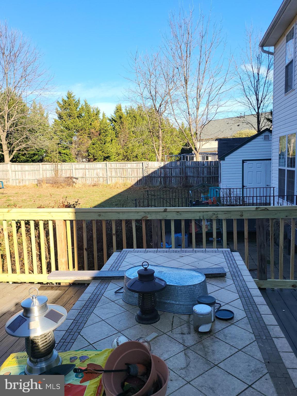 5489 Quaint Dr