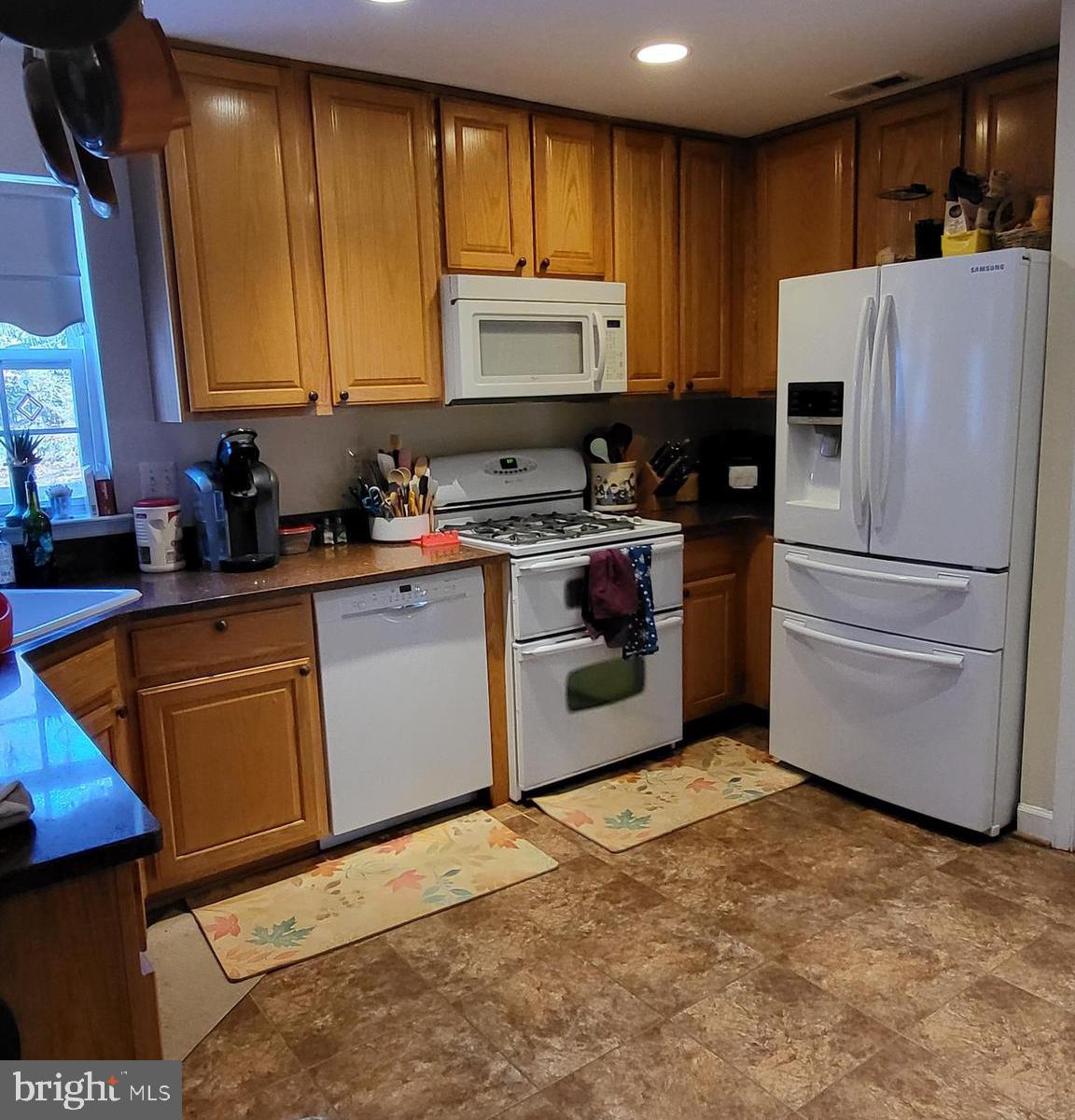 5489 Quaint Dr