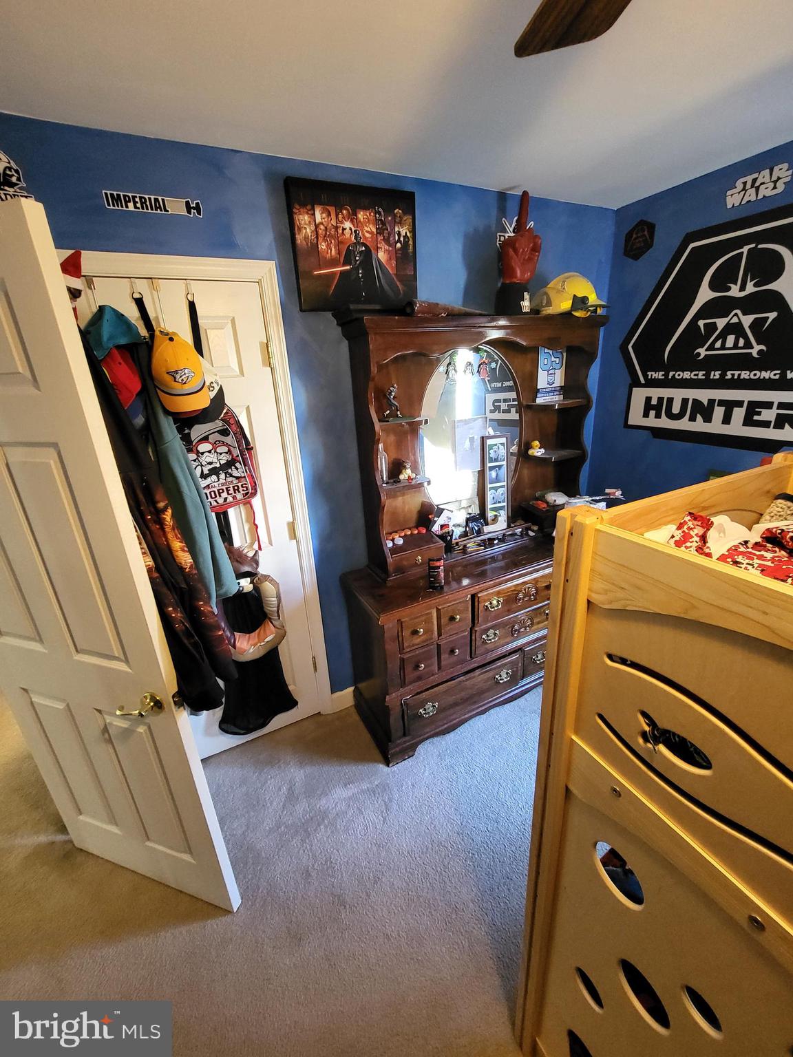 5489 Quaint Dr