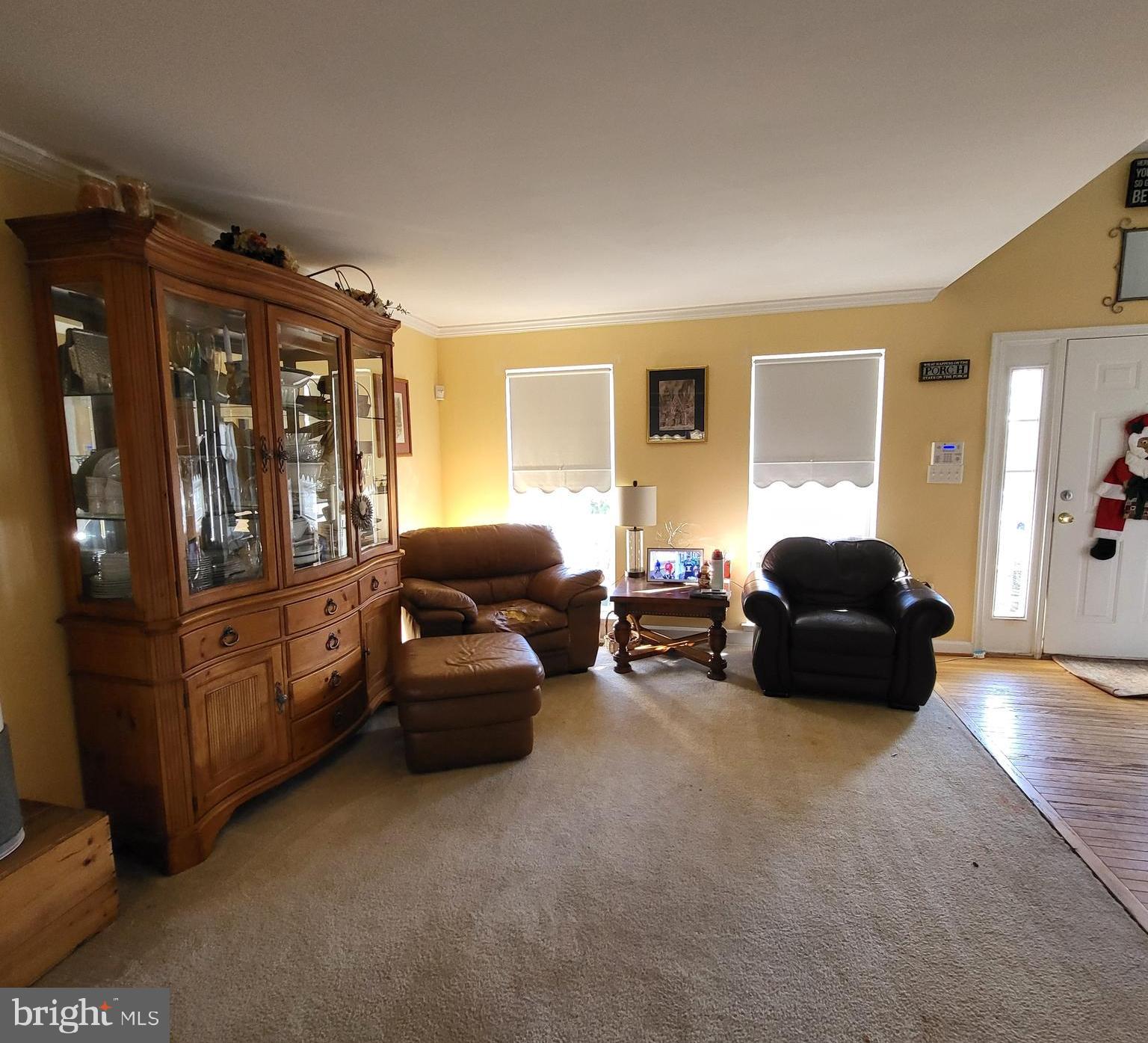 5489 Quaint Dr