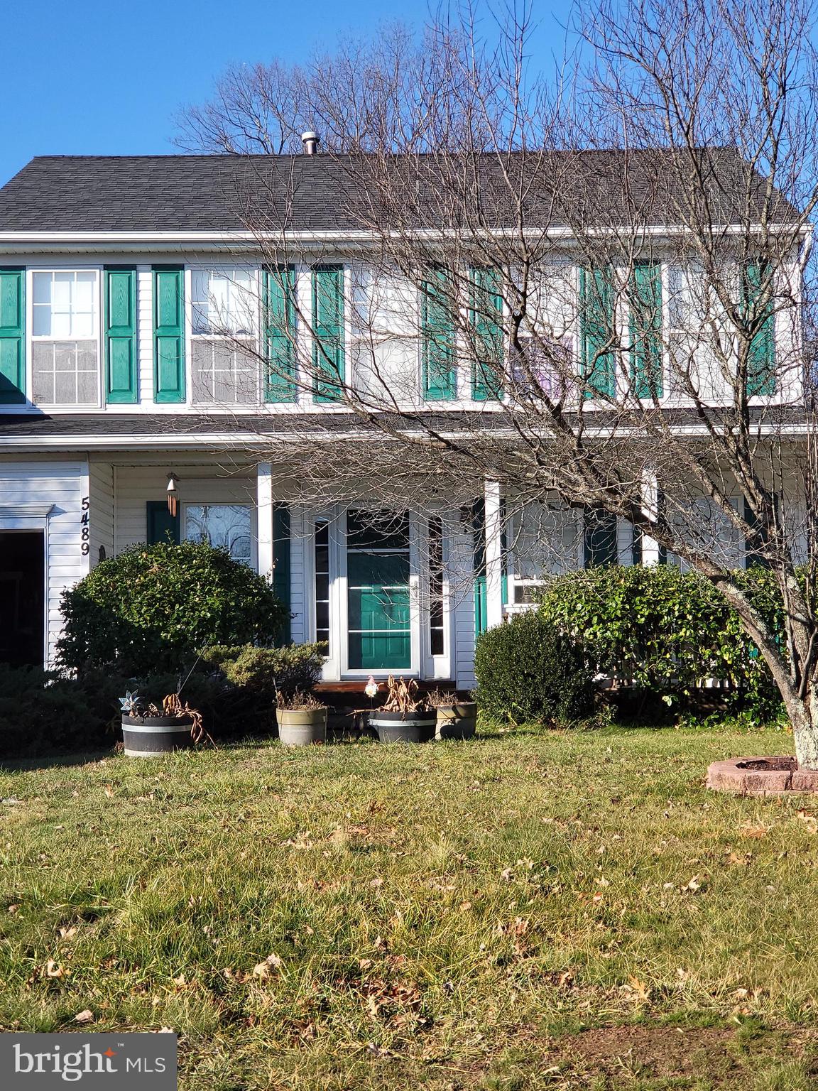 5489 Quaint Dr