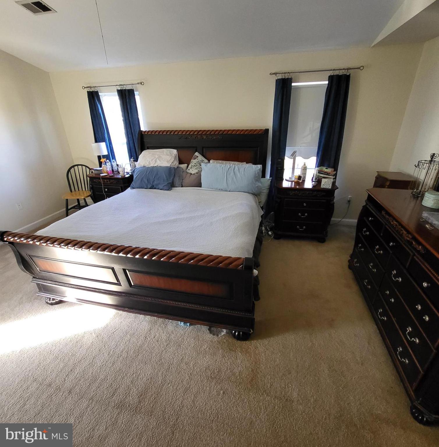 5489 Quaint Dr