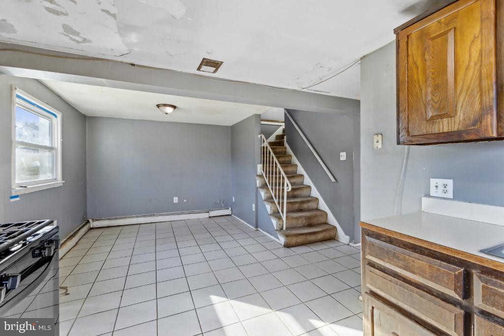 14317 FAIRVIEW LANE