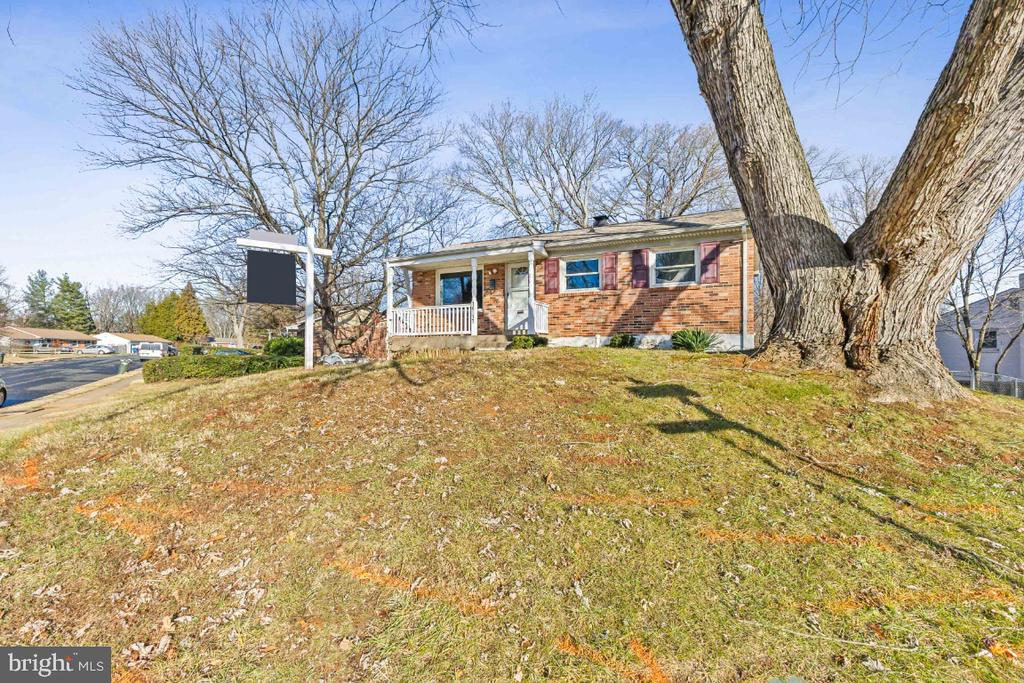 14317 FAIRVIEW LANE