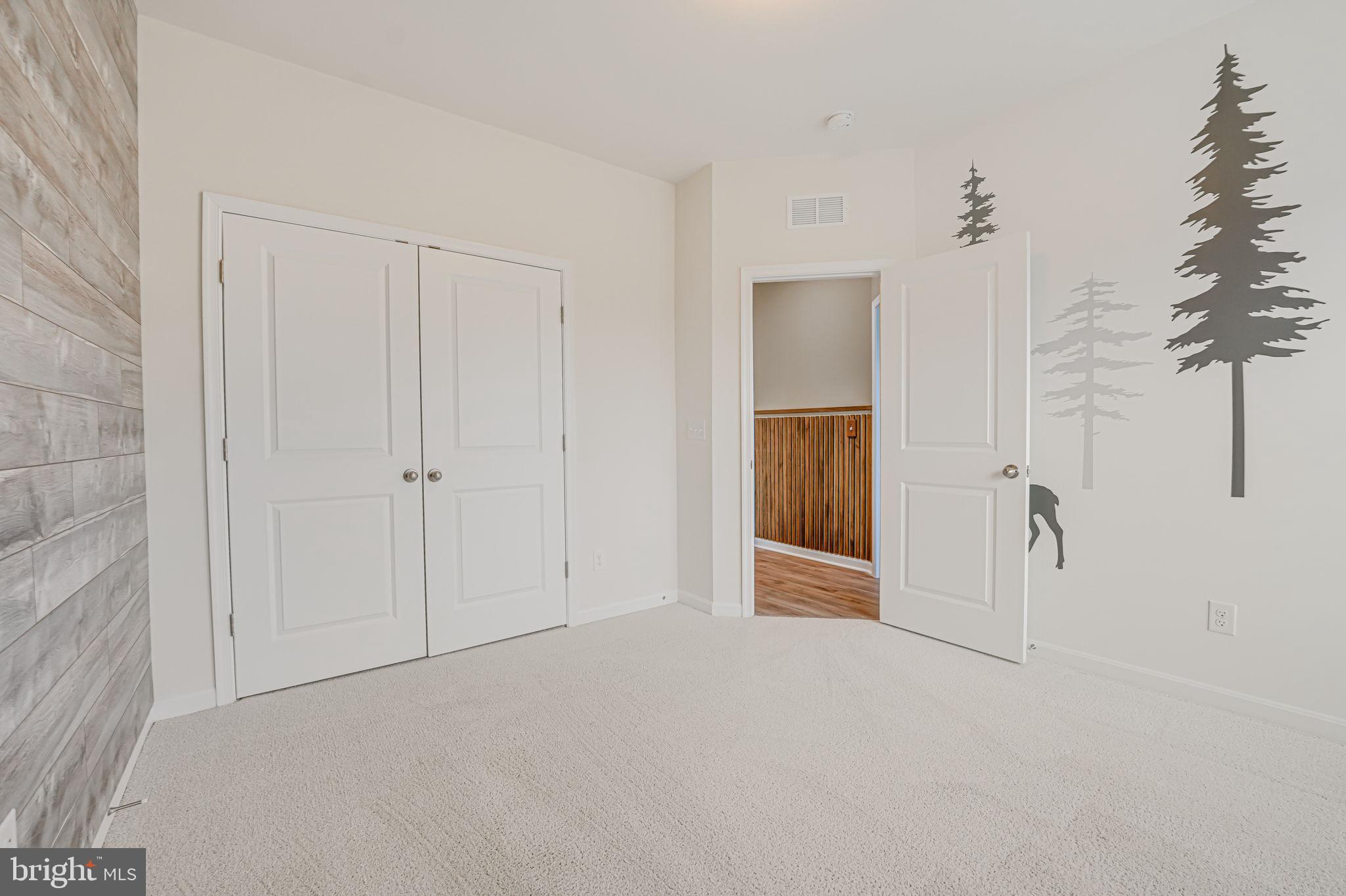 5026 Melissa Pl