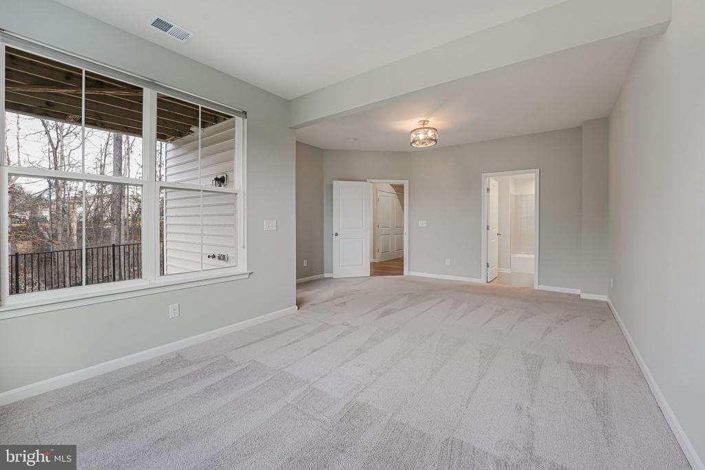 5026 Melissa Pl