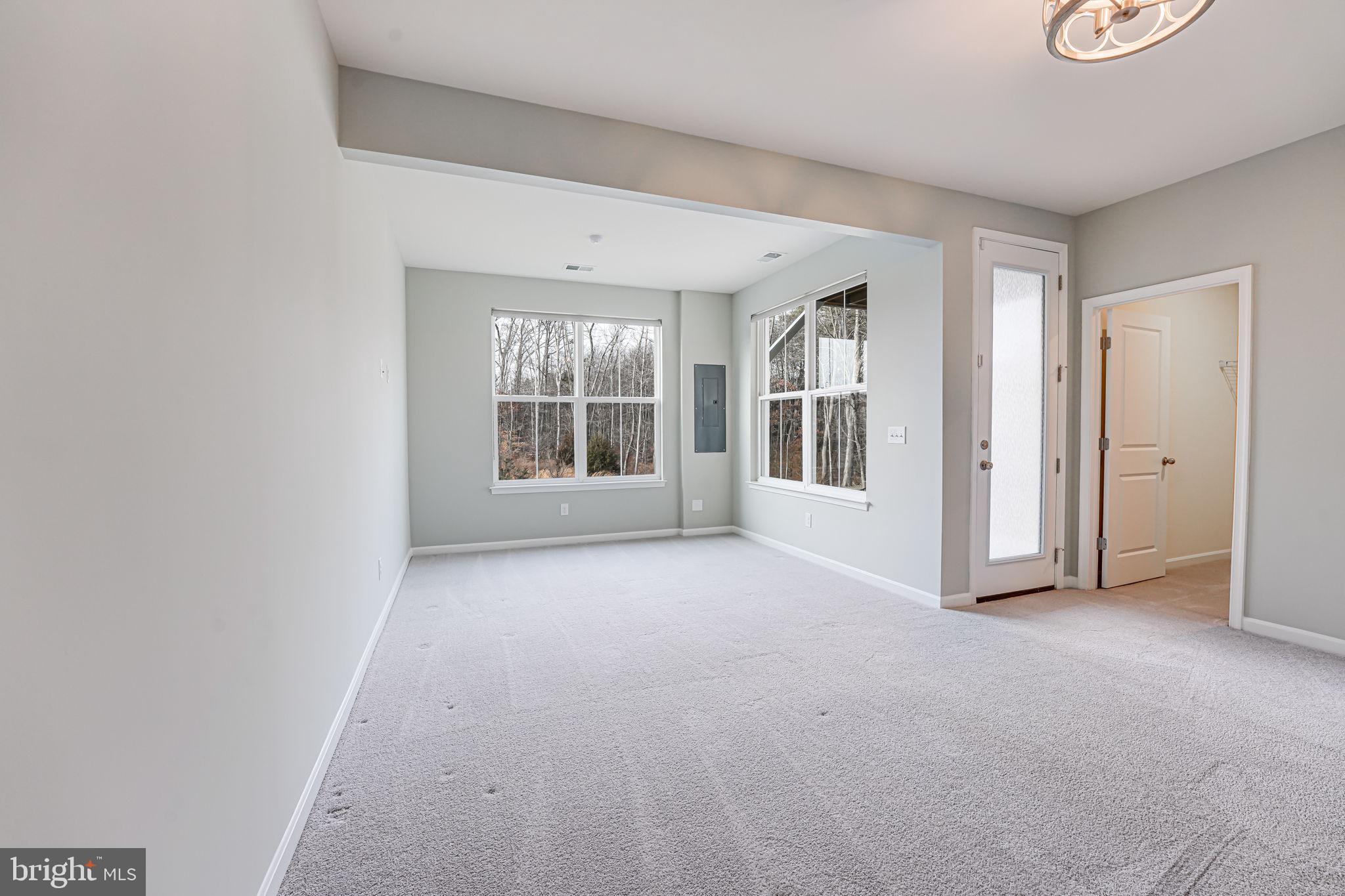 5026 Melissa Pl