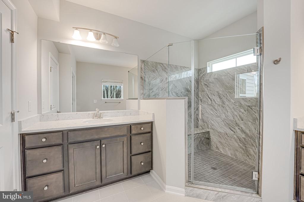 5026 Melissa Pl