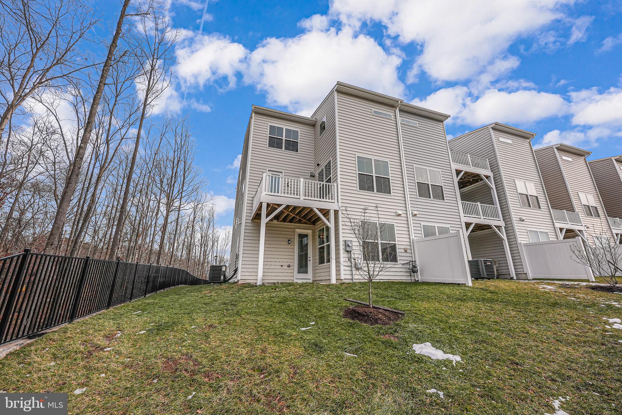 5026 Melissa Pl