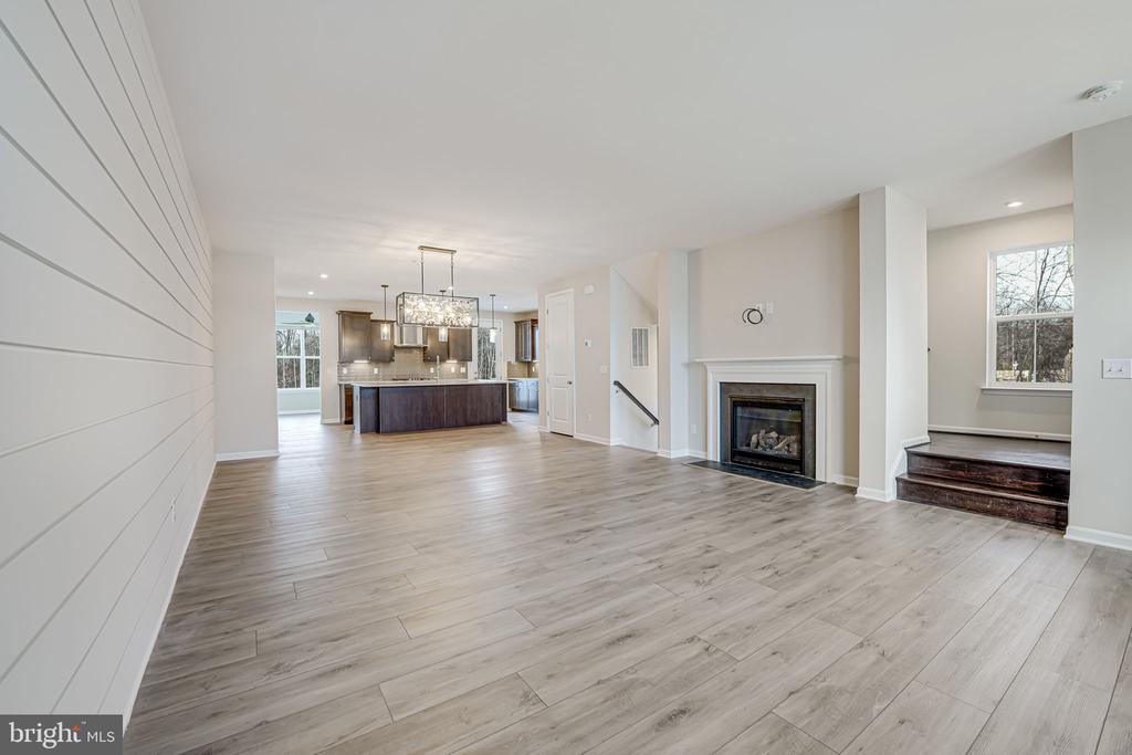 5026 Melissa Pl