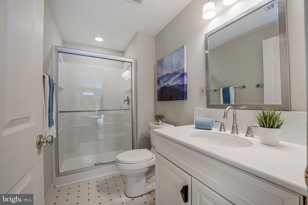 4257 Moot Dr