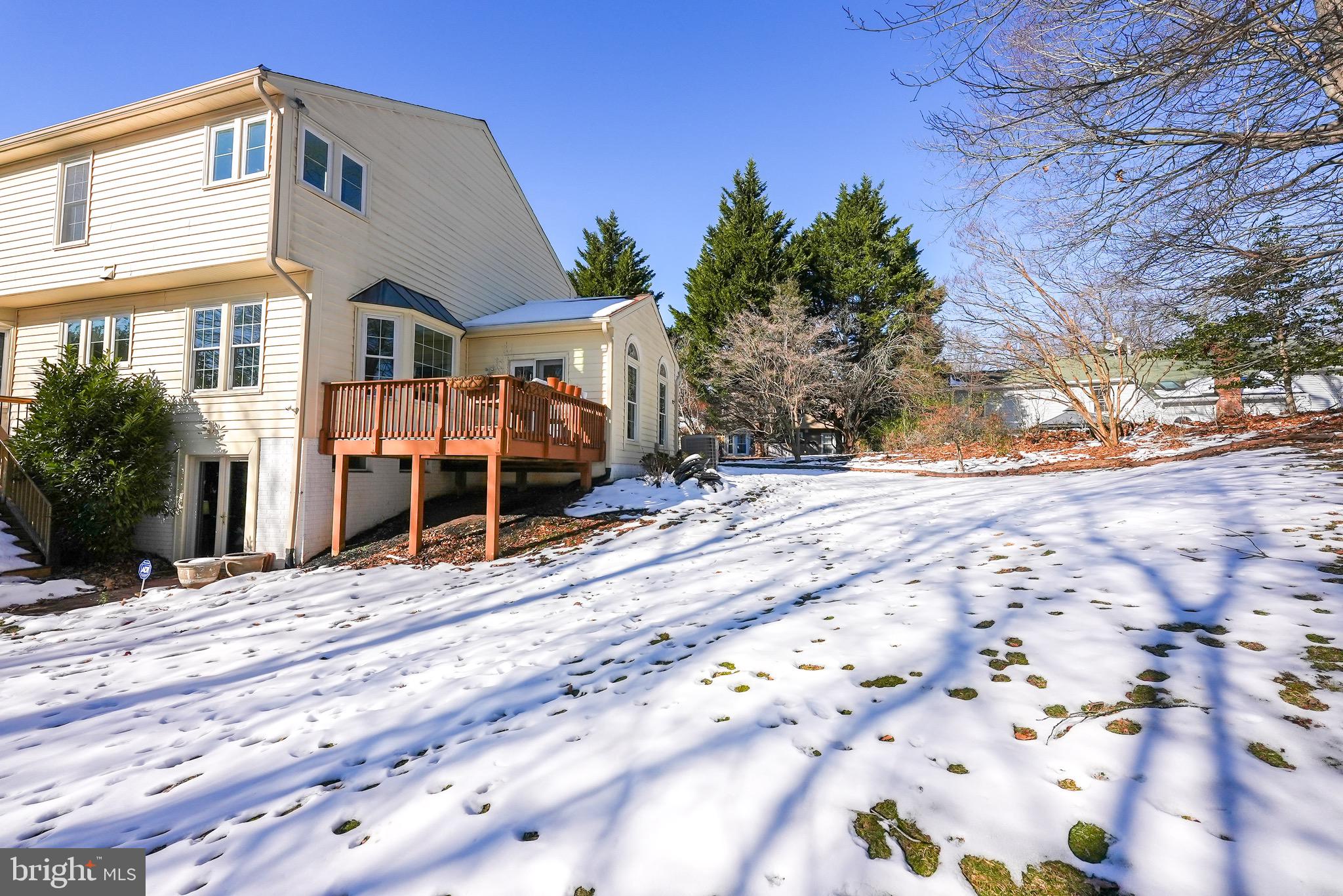 4257 Moot Dr