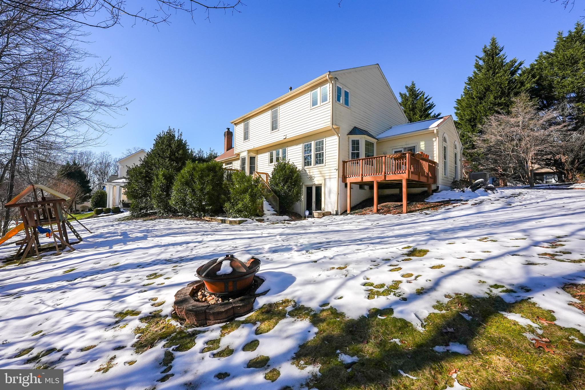 4257 Moot Dr