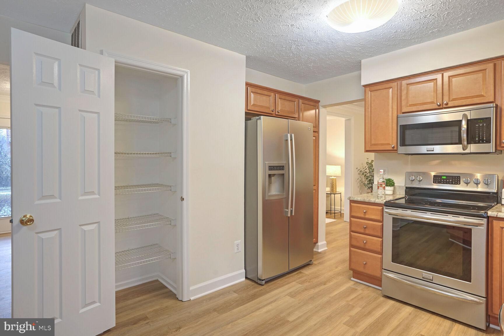 4480 Edsall Dr