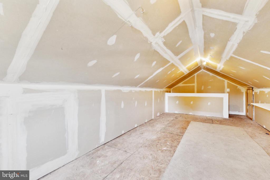 17241 Fresh Meadow Trl
