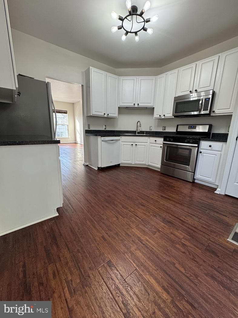 10035 MOXLEYS FORD LN