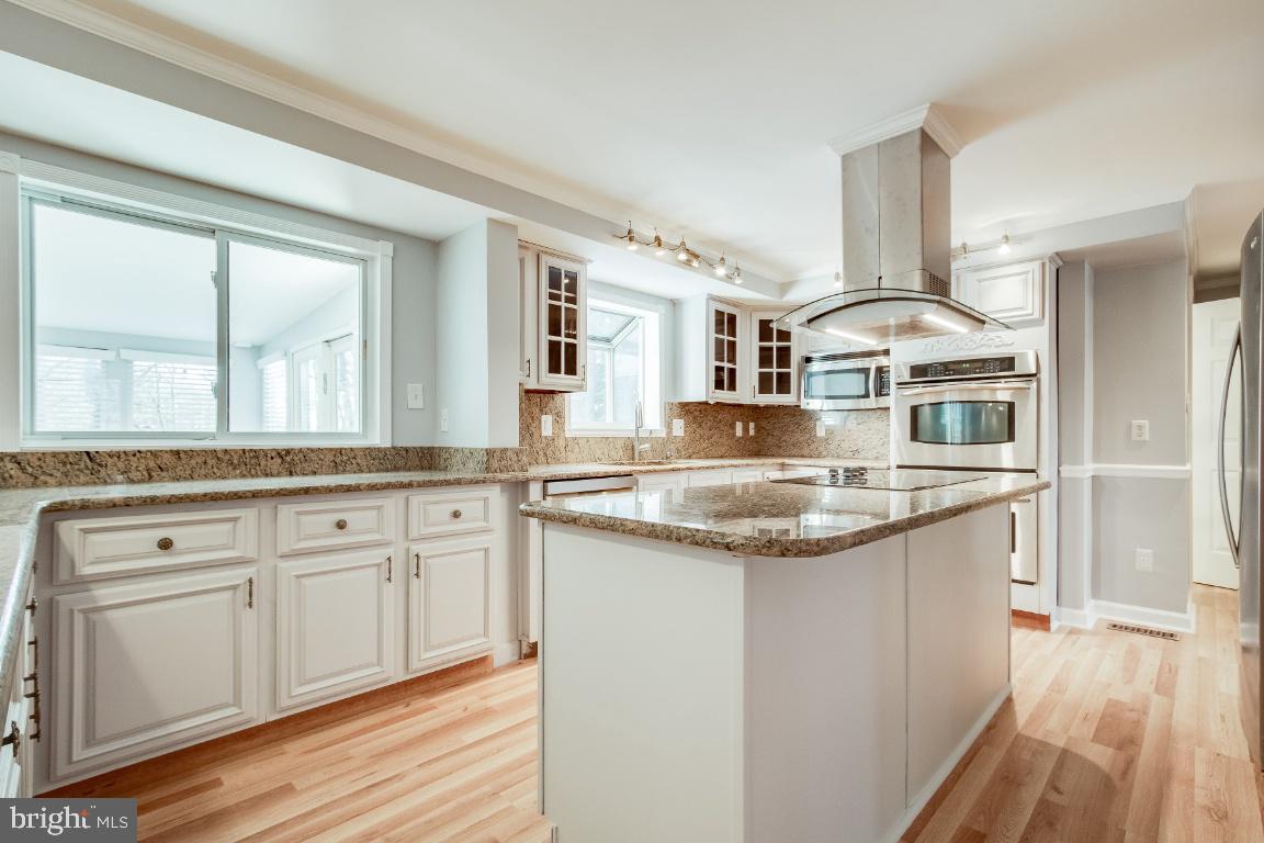 15509 GOLF CLUB DR