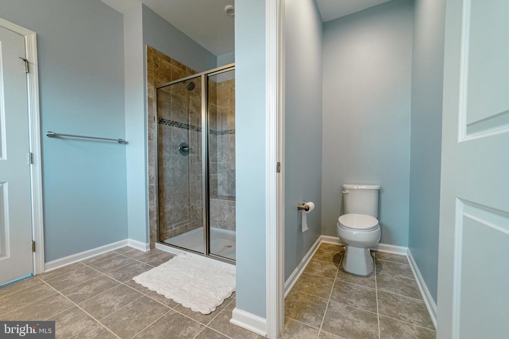 10423 STEEPLECHASE RUN LANE