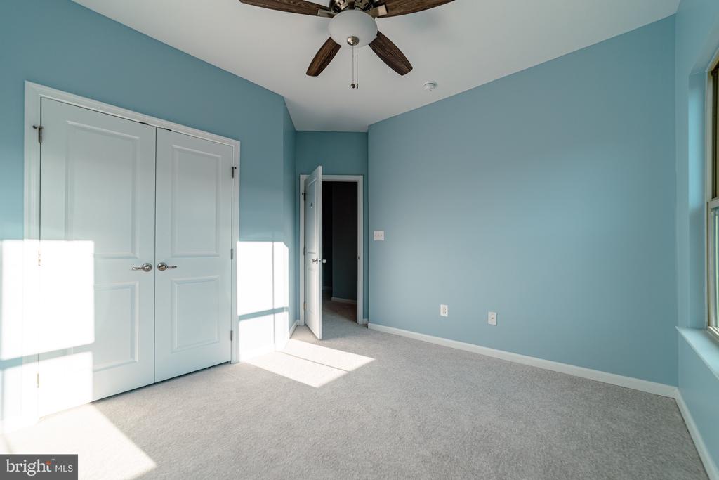 10423 STEEPLECHASE RUN LANE
