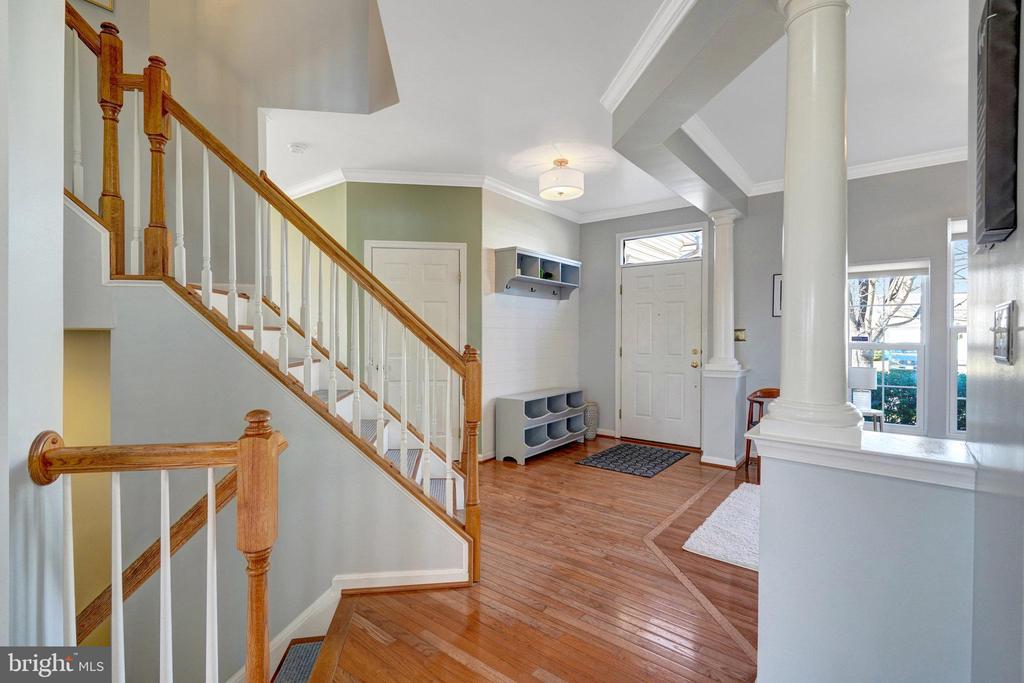 9913 Fisherford Ct