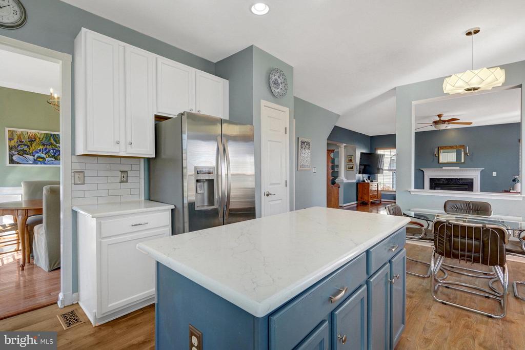 9913 Fisherford Ct