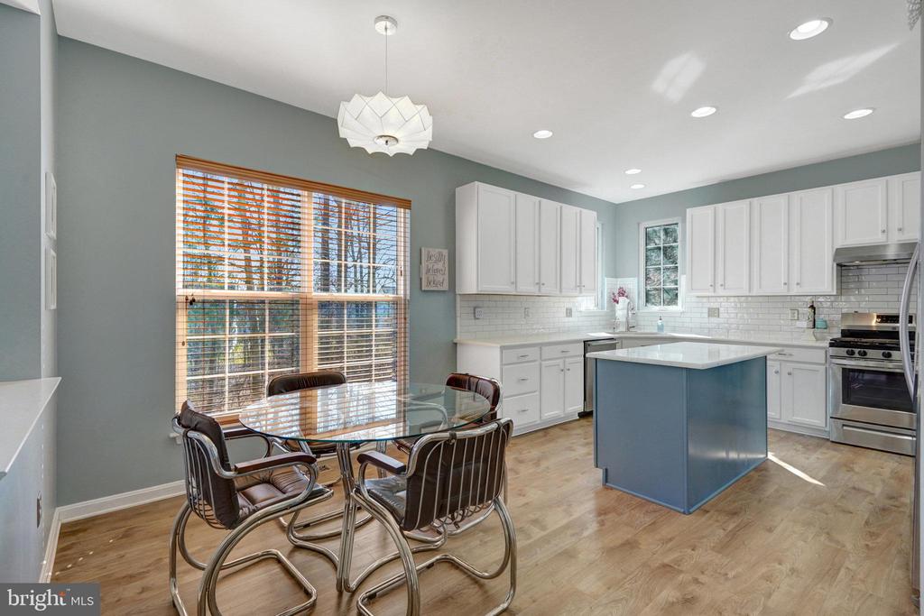 9913 Fisherford Ct