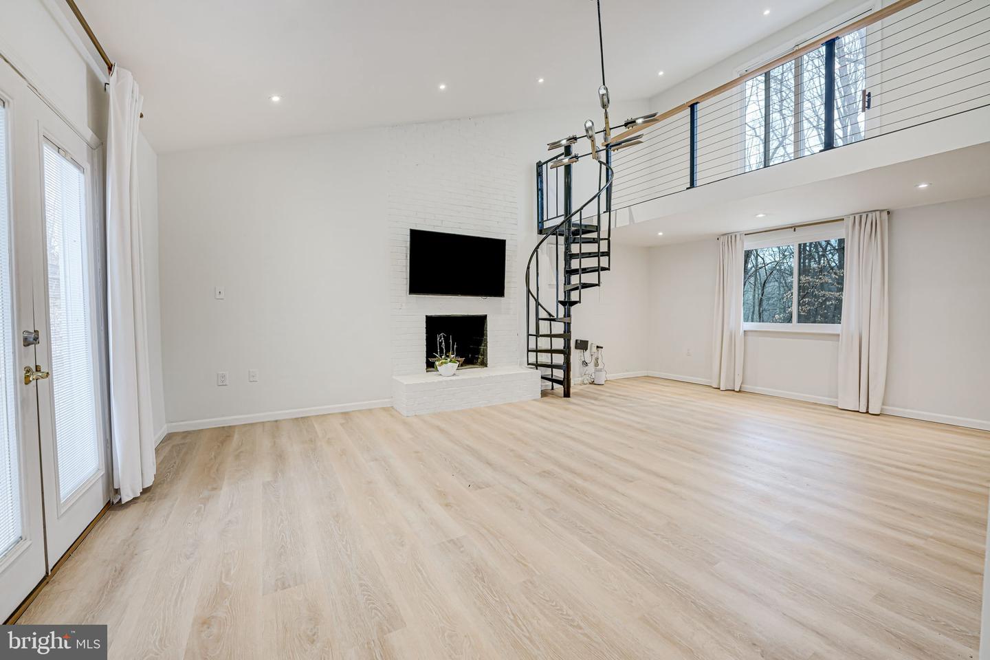 16402 Jackson Hollow Rd