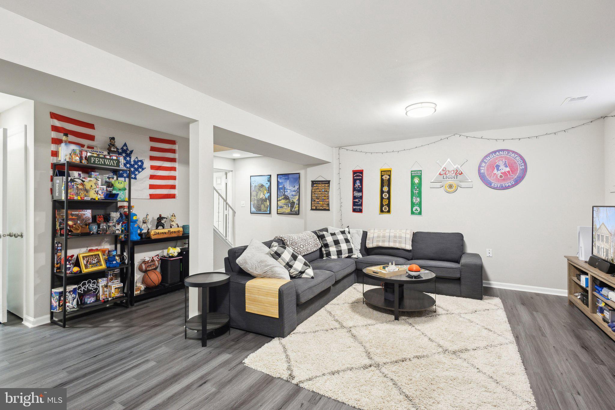 12124 Stoneford Dr