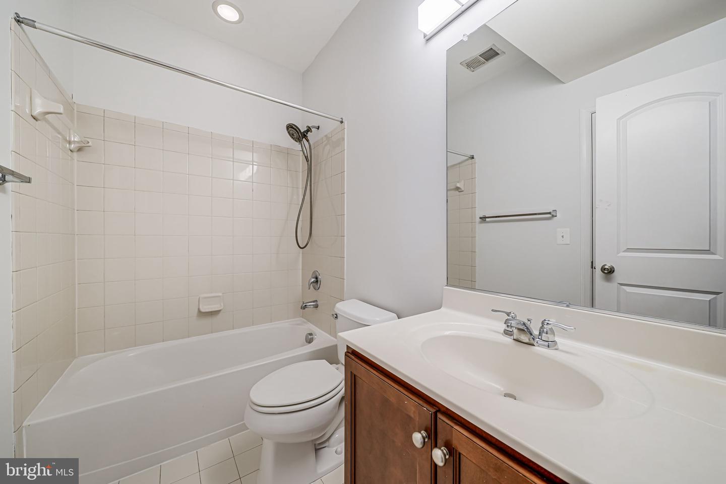 14994 Gossom Manor Pl