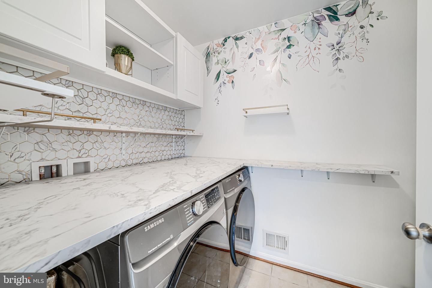 14994 Gossom Manor Pl
