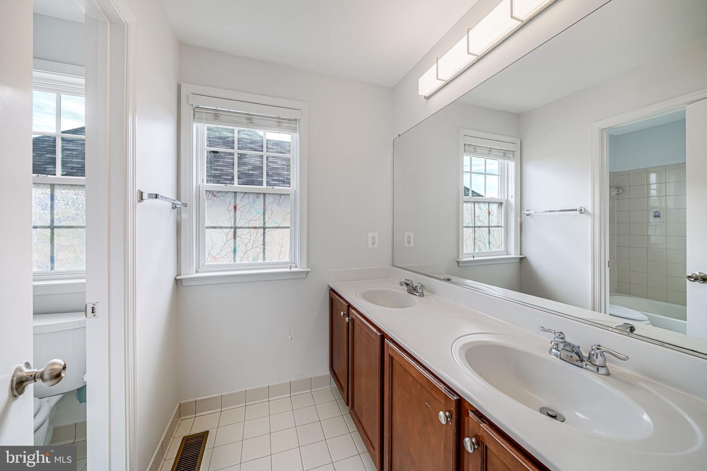 14994 Gossom Manor Pl