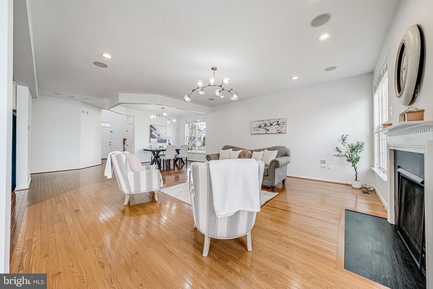14994 Gossom Manor Pl