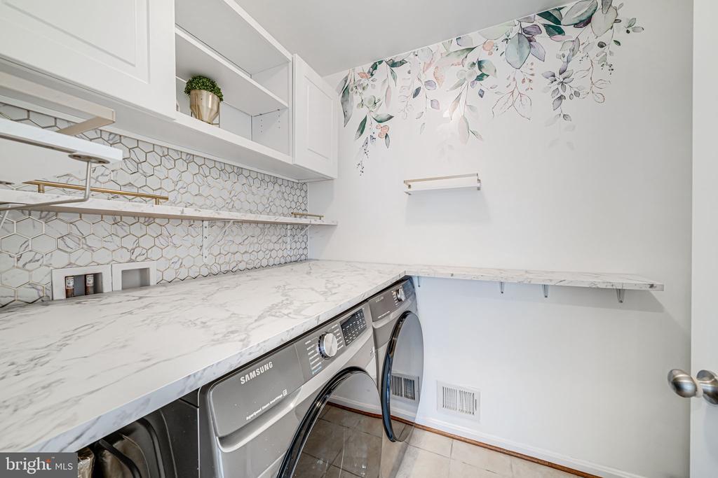 14994 Gossom Manor Pl