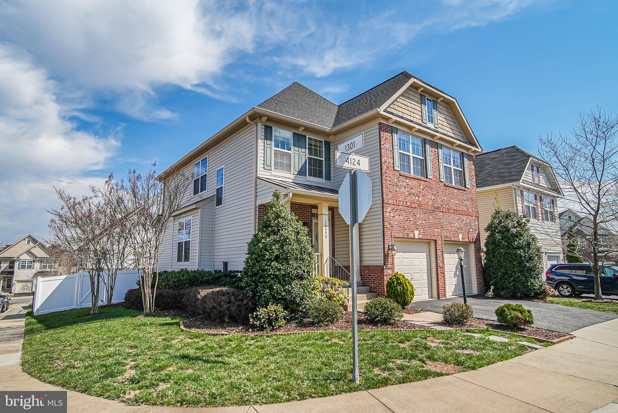 14994 Gossom Manor Pl