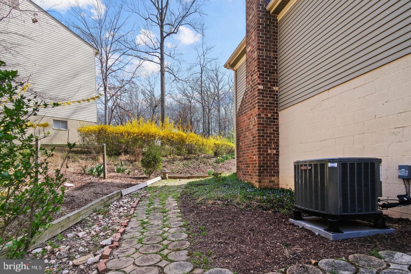 2798 ALTON HOTEL COURT